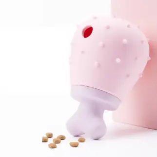 雞腿漏食玩具 • 藏食玩具